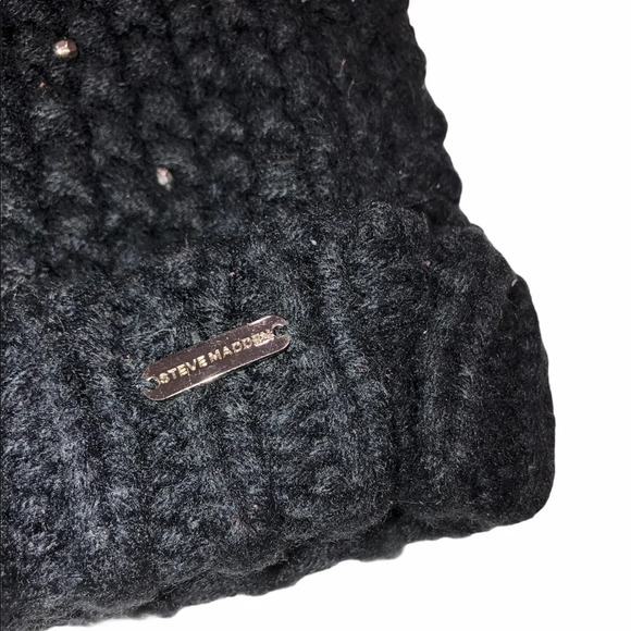 Steve Madden one size black knit faux fur beanie - Picture 4 of 6